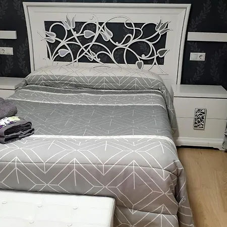 בית הארחה Casa Mika